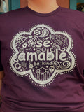 Sé Amable Unisex Tee - Oxblood